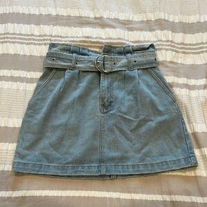 FOREVER 21 Denim high rise belt mini skirt Size S